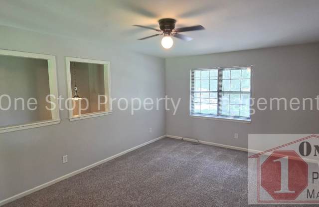 3 bedroom, 1.5 bathroom Duplex in Independence Gallery 4