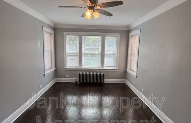 3114 W 61st St photos photos