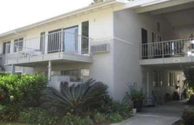 325 Avenida Carmel - 325 Avenida Carmel, Laguna Woods, CA 92637