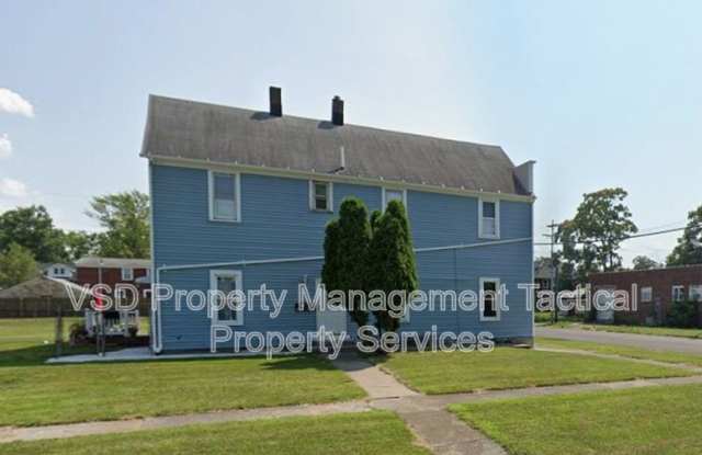 2907 Oakwood Ave photos photos