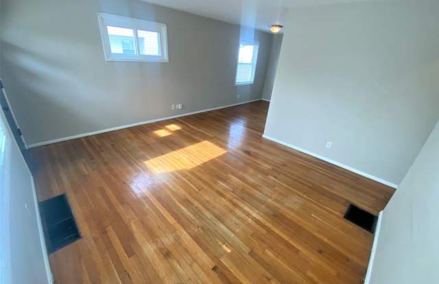2218 Edgevale Road Gallery 3
