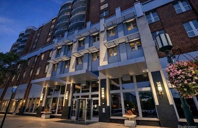 411 S OLD WOODWARD Avenue photos photos