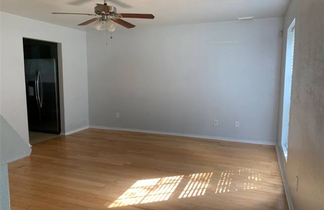12727 Verdant Brook Drive Gallery 4