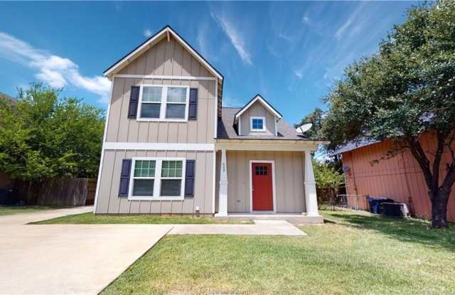 609 Peyton Street - 609 Peyton Street, College Station, TX 77840