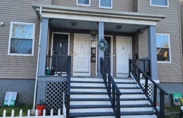 310 Halsted St photos photos