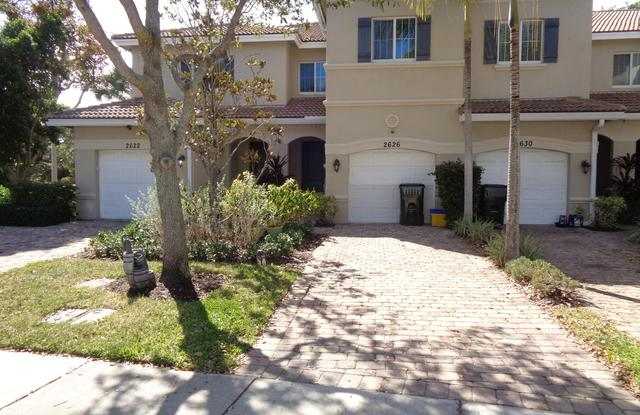 2626 Webb Avenue photos photos