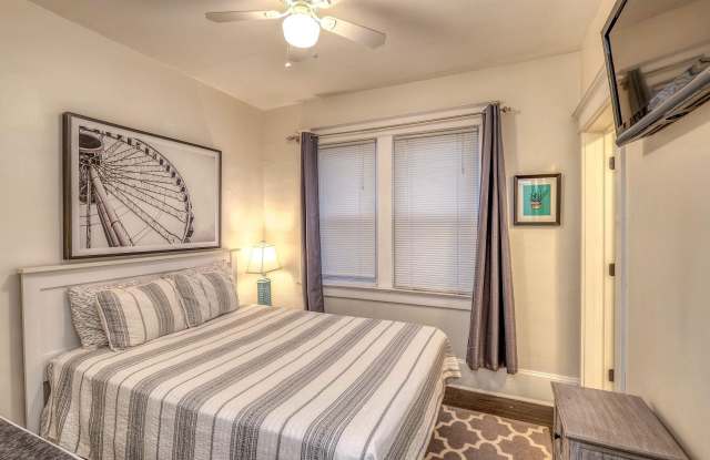 1102 Wesley (WINTER RENTAL) Ave Gallery 4