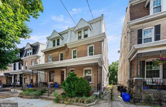 3740 MANAYUNK AVENUE Gallery 2