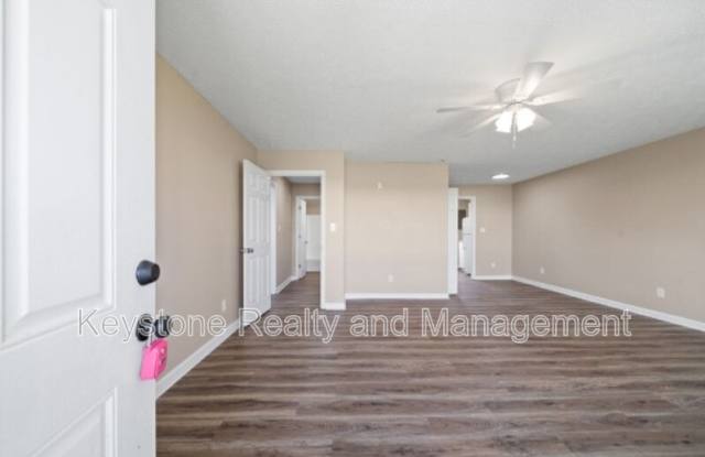 290 Thompsonville Lane Gallery 2