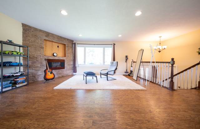 13124 Oakland Dr. Gallery 4