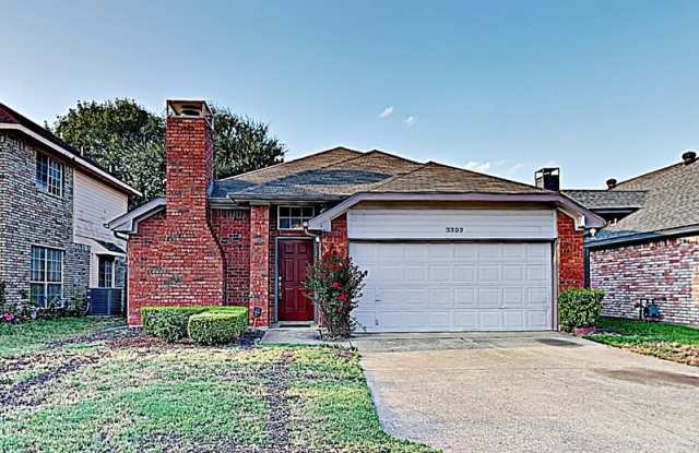 3303 Renaissance Dr - 3303 Renaissance Drive, Dallas, TX 75287