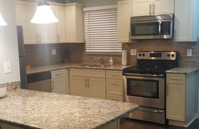 552 S Otterbein Avenue - 552 South Otterbein Avenue, Westerville, OH 43081