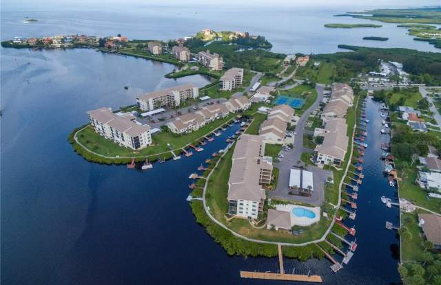 4550 BAY BOULEVARD photos photos