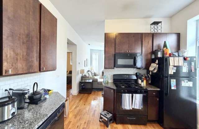 1714 Sunnyside Gallery 3