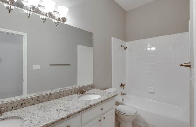 1816 Ridgewood Drive Gallery 3
