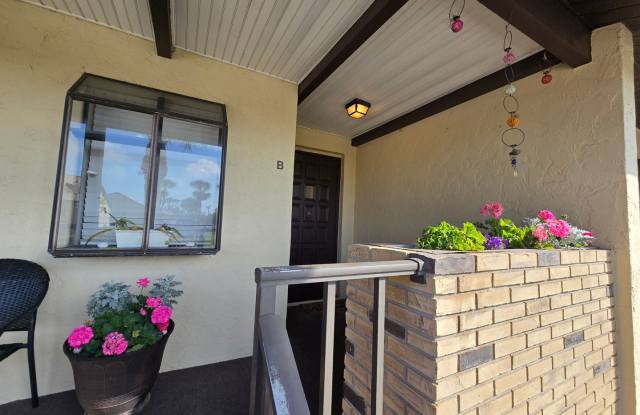 Beautiful 2-Bedroom, 2-Bath Condo in Venice – Fully Remodeled photos photos
