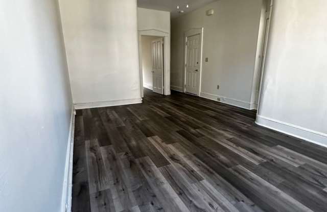 356 N. Queen St photos photos