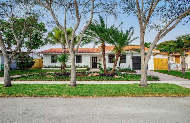 9371 62nd St photos photos