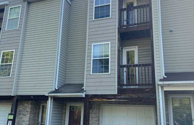120 CLOVER Court photos photos
