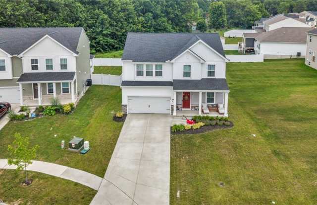 704 MAPLE HOLLOW COURT Gallery 2