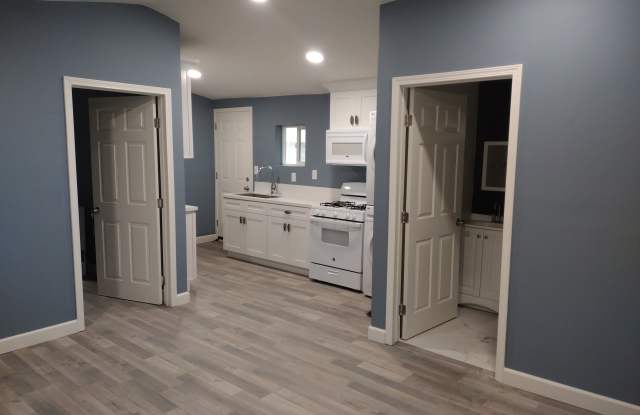 5425 10th Avenue - 5425 10th Avenue, Los Angeles, CA 90043 5425 10th Avenue - 5425 10th Avenue, Los Angeles, CA 90043