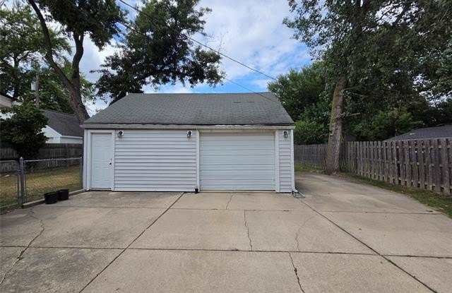 1031 Arthur Drive Gallery 4