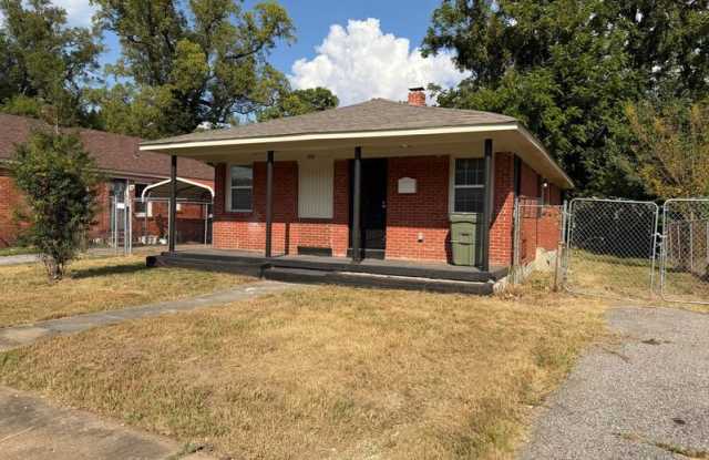961 Joseph Pl Gallery 1