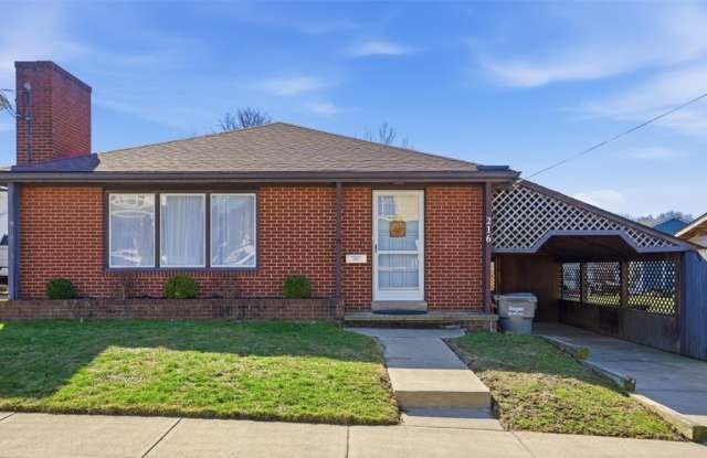 216 Arthur St photos photos