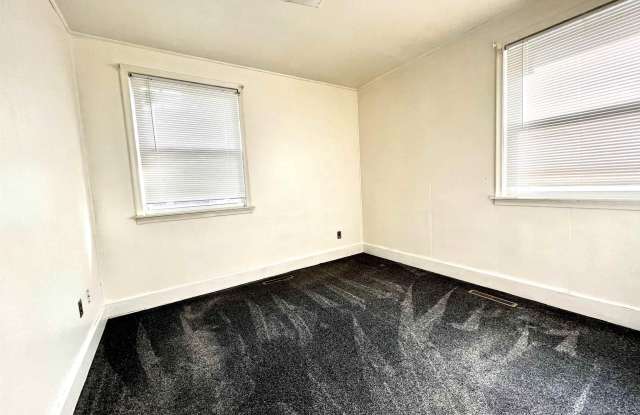 21716 Alger Gallery 4