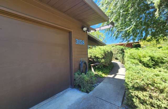 2 Bedroom 1 Bath Home Available Now in Palo Alto! Gallery 4