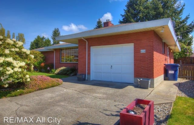 824 SW 122nd St - 824 Southwest 122nd Street, Burien, WA 98146