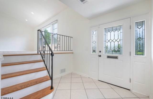 31 Harwood Pl Gallery 3