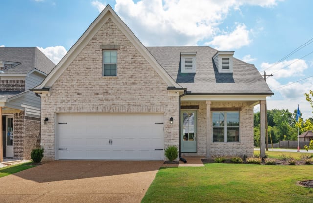 10 CHICKASAW TRACE DR OAKLAND, - 10 Chickasaw Trace Drive, Oakland, TN 38060