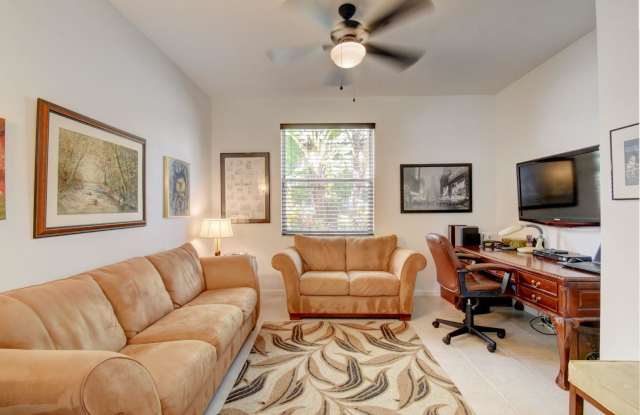 6940 Southport Drive Gallery 4