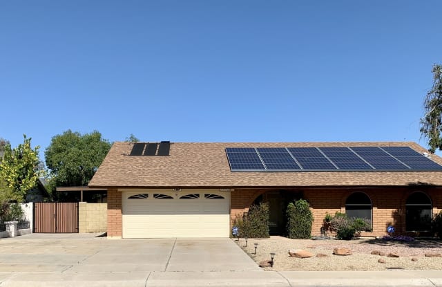 8808 West Diana Avenue - 8808 West Diana Avenue, Peoria, AZ 85345