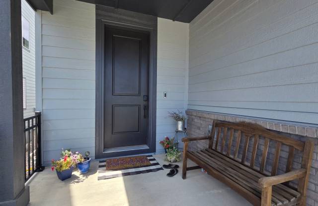 Spacious 4-Bedroom 3.5 Bath Home with Finished Basement & 2-Car Garage Gallery 4