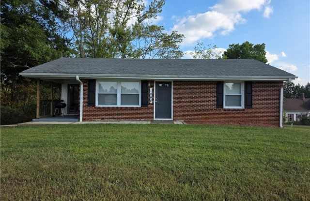 1044 High Bridge Road - 1044 High Bridge Road, Pinnacle, NC 27043