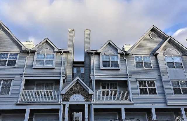 108 Prestwick Way - 108 Prestwick Way, Middlesex County, NJ 08820