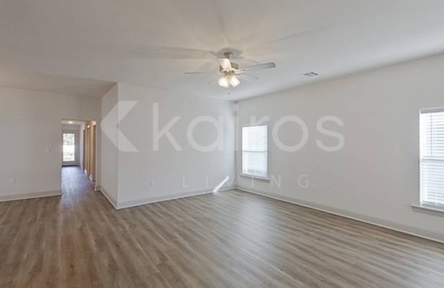 8033 S Hendrick Drive Gallery 2