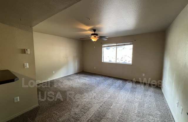 1185 W University Ave - 1185 West University Avenue, Flagstaff, AZ 86001