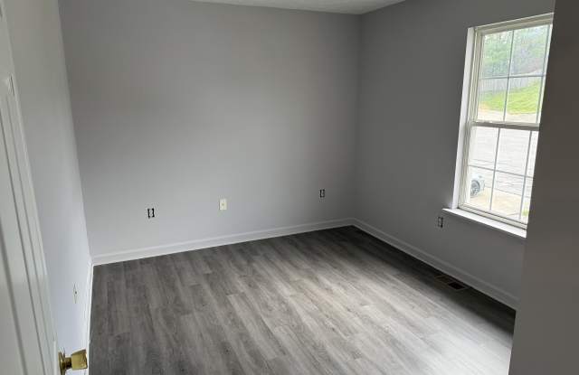 128 Woods Trail - 1 Gallery 3