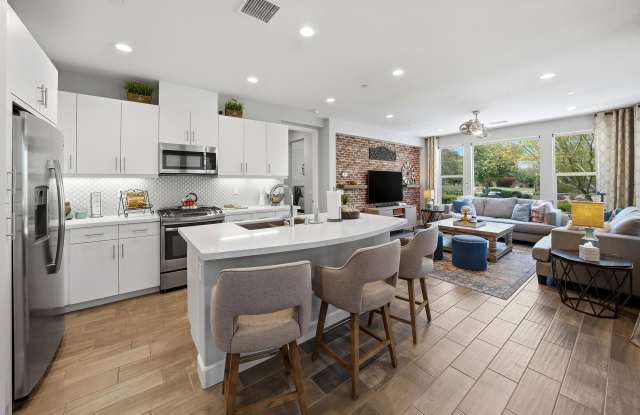 82668 Rosewood Drive Gallery 3
