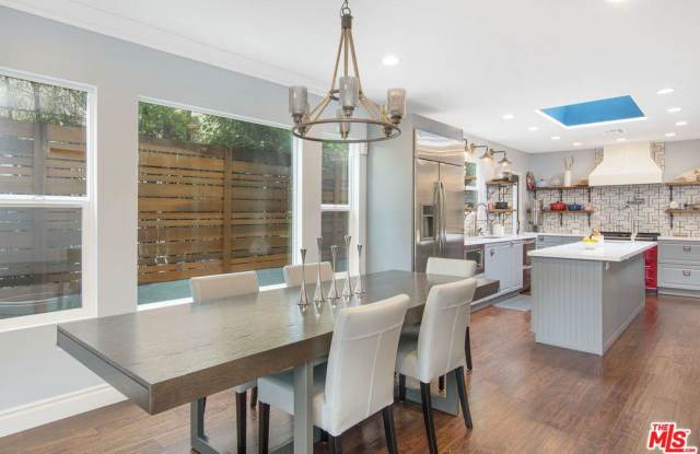 1776 WASHINGTON Way - 1776 Washington Way, Los Angeles, CA 90291