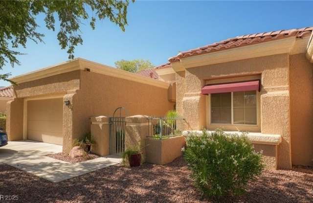 9004 Litchfield Avenue photos photos