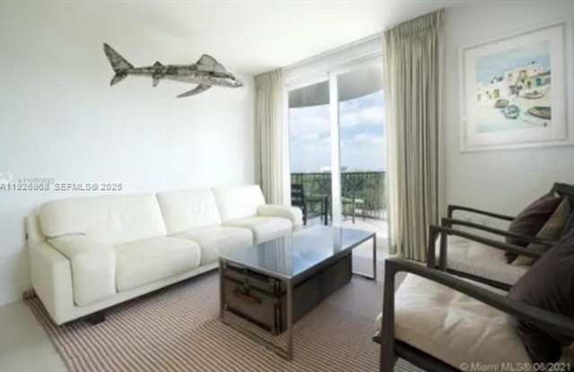 2701 SW 3rd Ave unit 703 (A11926968) photos photos