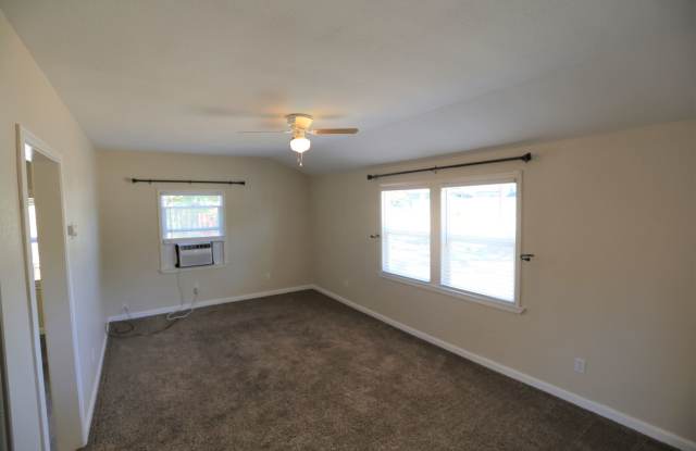 Charming Family Home in the Heart of Patterson Gallery 1