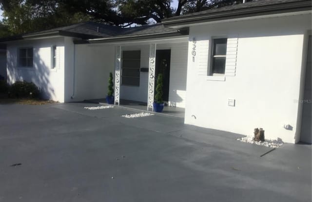 8201 33RD AVENUE N - 8201 33rd Avenue North, St. Petersburg, FL 33710