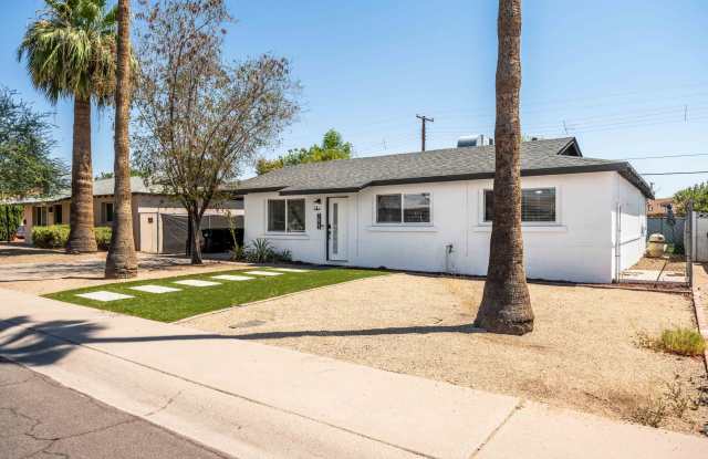 7823 East Culver Street Gallery 3