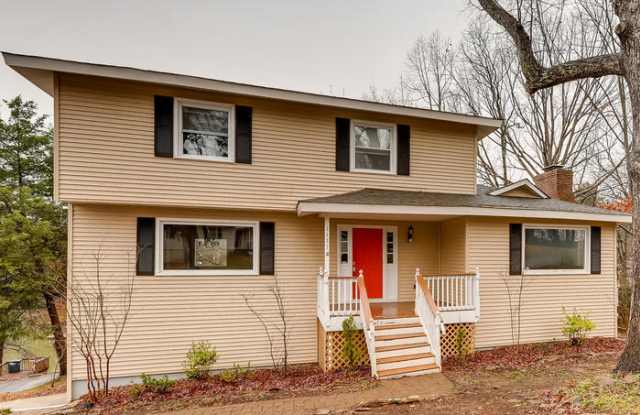 1137 Molokai Drive - 1137 Molokai Drive, Tega Cay, SC 29708