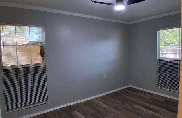 Newly renovated 3bed/2bath home in plant high district Gallery 3